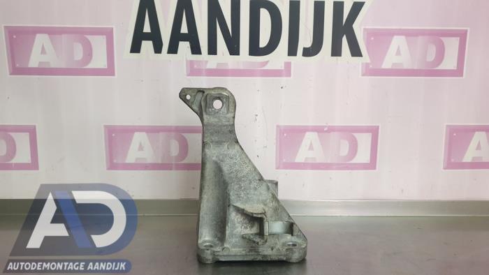 Used Engine mount BMW 3 serie (E90) 320d 16V Corporate Lease Price € 24,99 Margin scheme offered by Autodemontage Aandijk