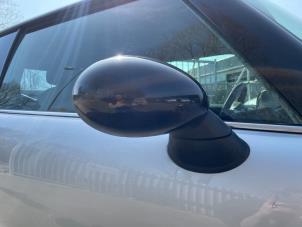 Gebrauchte Außenspiegel rechts BMW Mini One/Cooper (R50) 1.6 16V Cooper Preis € 34,99 Margenregelung angeboten von Autodemontage Aandijk