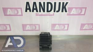 Used Dashboard vent Opel Vectra C Caravan 1.9 CDTI 120 Price € 14,99 Margin scheme offered by Autodemontage Aandijk