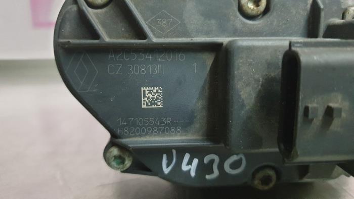 EGR valve from a Renault Trafic New (JL) 2.0 dCi 16V 115 2014