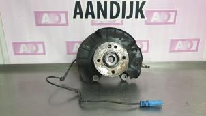 Used Knuckle, front left BMW Mini One/Cooper (R50) 1.6 16V Cooper Price € 44,99 Margin scheme offered by Autodemontage Aandijk