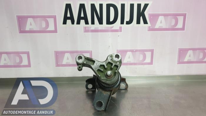 Used Engine mount Ford Fiesta 6 (JA8) 1.25 16V Price € 24,99 Margin scheme offered by Autodemontage Aandijk
