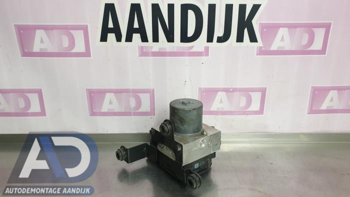 Used ABS pump Audi Q3 (8UB/8UG) 2.0 TDI 16V 140 Price € 269,99 Margin scheme offered by Autodemontage Aandijk