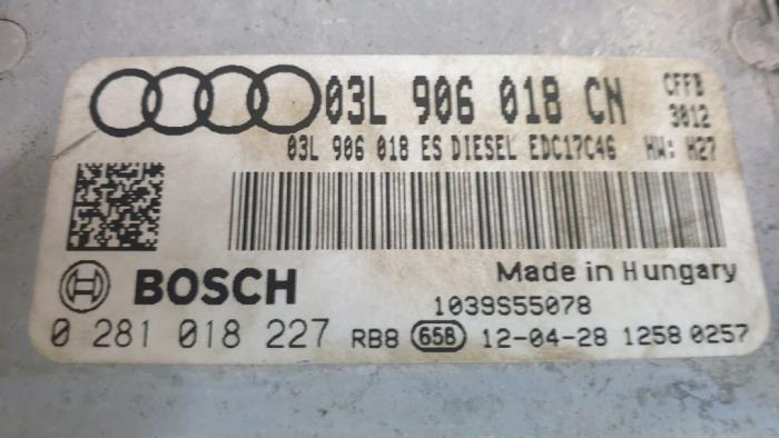 Ordinateur gestion moteur d'un Audi Q3 (8UB/8UG) 2.0 TDI 16V 140 2014