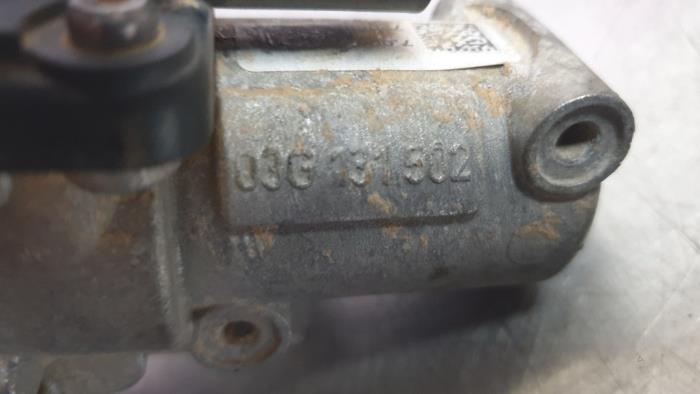 EGR valve from a Audi A3 Sportback (8PA) 1.9 TDI 2009