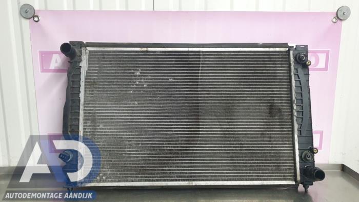 Usagé Radiateur Audi A4 (B5) 2.6 E V6 Prix € 29,99 Règlement à la marge proposé par Autodemontage Aandijk
