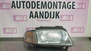 Usagé Optique avant principal droit Audi A4 (B5) 2.6 E V6 Prix € 29,99 Règlement à la marge proposé par Autodemontage Aandijk