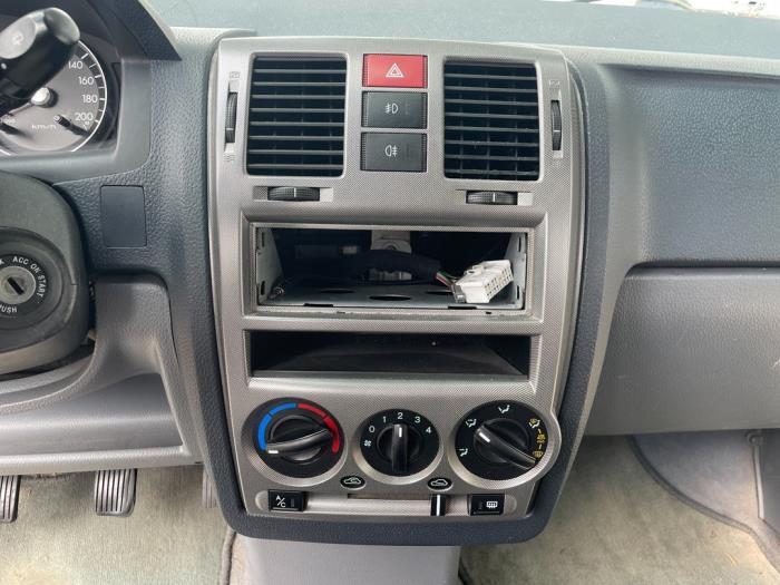 Rejilla de aire de salpicadero de un Hyundai Getz 1.3i 12V 2003