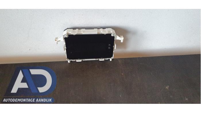 Usados Pantalla interior Ford Fiesta 6 (JA8) 1.25 16V Precio € 29,99 Norma de margen ofrecido por Autodemontage Aandijk