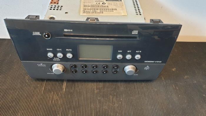 Radio CD Spieler van een Suzuki Swift (ZA/ZC/ZD1/2/3/9) 1.3 VVT 16V 2006