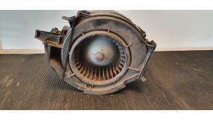 Usados Motor de ventilador de calefactor Audi A6 Avant Quattro (C6) 3.0 TDI V6 24V Precio € 74,99 Norma de margen ofrecido por Autodemontage Aandijk