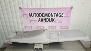 Usados Compartimento de almacenamiento superior Peugeot Partner Tepee (7A/B/C/D/E/F/G/J/P/S) 1.6 HDI 90 16V Phase 1 Precio € 74,99 Norma de margen ofrecido por Autodemontage Aandijk
