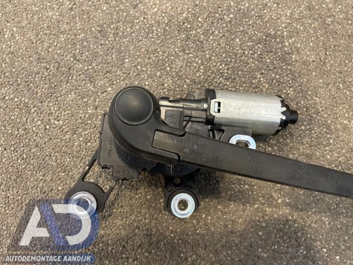 Rear wiper motor Audi A3 1.4 TFSI 16V 8E9955711E VALEO
