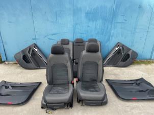 Used Set of upholstery (complete) Volkswagen Golf Sportsvan (AUVS) 1.4 TSI 16V Price € 349,99 Margin scheme offered by Autodemontage Aandijk
