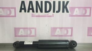 Used Rear shock absorber, left Mercedes Vito (639.6) 2.2 111 CDI 16V Price € 24,99 Margin scheme offered by Autodemontage Aandijk