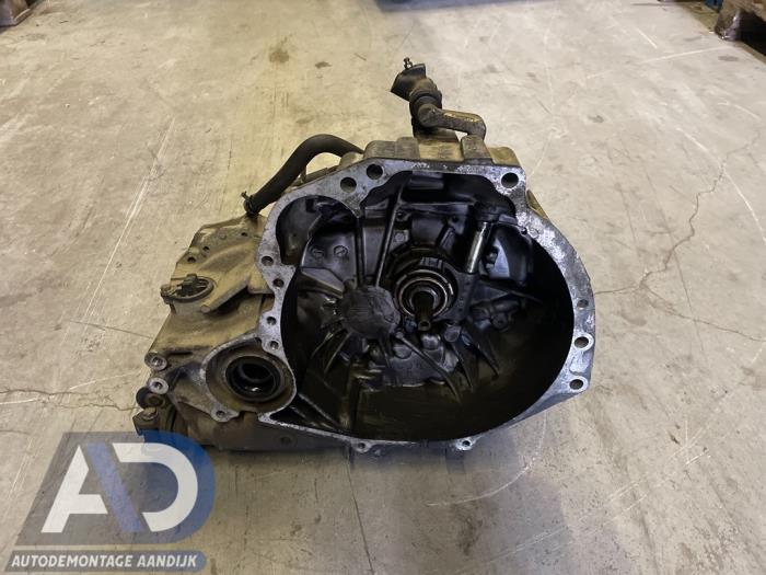 Gebrauchte Getriebe Nissan Almera Tino (V10M) 1.8 16V Preis € 174,99 Margenregelung angeboten von Autodemontage Aandijk
