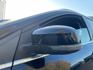 Used Wing mirror, left Ford Focus 3 Wagon 1.6 TDCi 115 Price € 99,99 Margin scheme offered by Autodemontage Aandijk