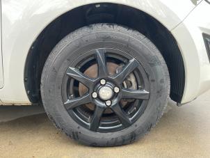 Used Set of sports wheels Hyundai i20 1.2i 16V Price € 249,99 Margin scheme offered by Autodemontage Aandijk