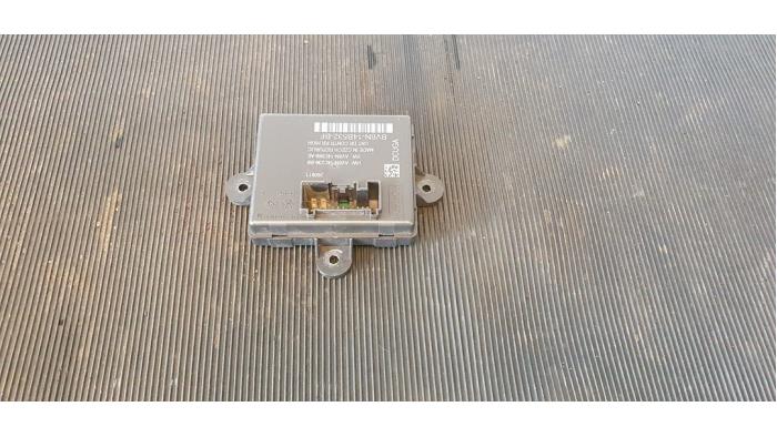 Central door locking module from a Ford Focus 3 Wagon 1.6 TDCi 115 2012