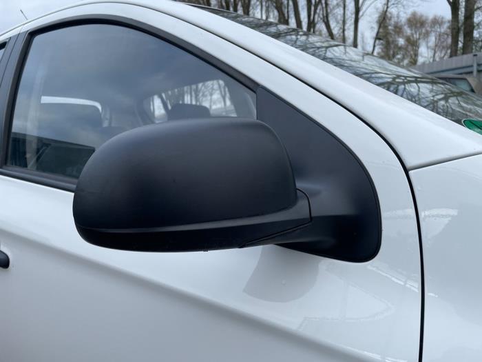 Wing mirror, right from a Hyundai i20 1.2i 16V 2014