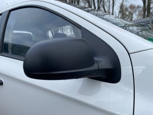Used Wing mirror, right Hyundai i20 1.2i 16V Price € 39,99 Margin scheme offered by Autodemontage Aandijk
