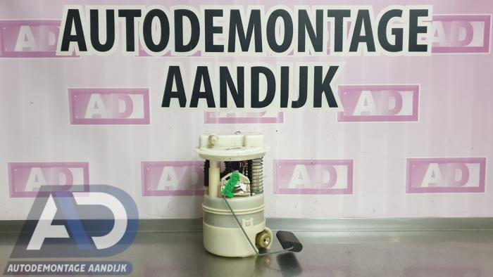 Usagé Pompe d'injection Dacia Logan (LS) 1.6 Prix € 39,99 Règlement à la marge proposé par Autodemontage Aandijk