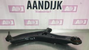 Used Front wishbone, left Hyundai iX20 (JC) 1.6i 16V Price € 49,99 Margin scheme offered by Autodemontage Aandijk