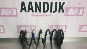 Used Rear coil spring Hyundai iX20 (JC) 1.6i 16V Price € 24,99 Margin scheme offered by Autodemontage Aandijk