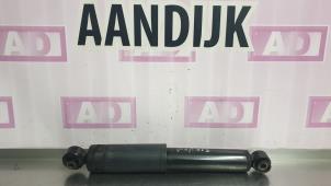 Używane Amortyzator prawy tyl Hyundai iX20 (JC) 1.6i 16V Cena € 24,99 Procedura marży oferowane przez Autodemontage Aandijk