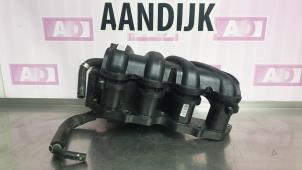 Used Intake manifold Hyundai iX20 (JC) 1.6i 16V Price € 124,99 Margin scheme offered by Autodemontage Aandijk