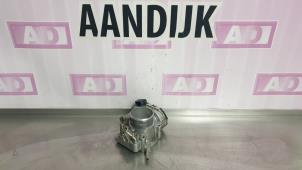 Usados Cuerpo de válvula de mariposa Hyundai iX20 (JC) 1.6i 16V Precio € 74,99 Norma de margen ofrecido por Autodemontage Aandijk