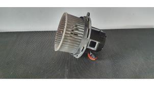 Usados Motor de ventilador de calefactor Mercedes C Estate (S204) 3.0 C-320 CDI V6 24V 4-Matic Precio € 49,99 Norma de margen ofrecido por Autodemontage Aandijk