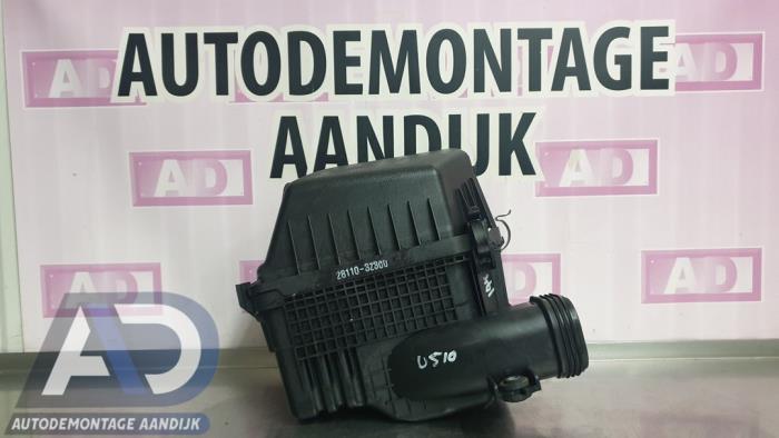Begagnade Luftfilterhus Hyundai i40 CW (VFC) 1.7 CRDi 16V Pris € 49,99 Marginaltabell erbjuds av Autodemontage Aandijk