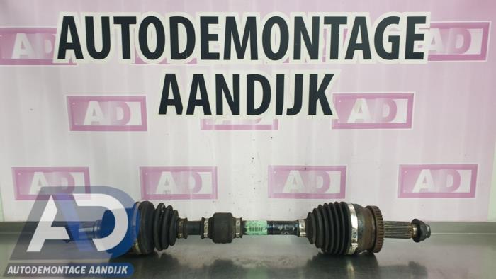 Gebrauchte Antriebswelle links vorne Hyundai i40 CW (VFC) 1.7 CRDi 16V Preis € 124,99 Margenregelung angeboten von Autodemontage Aandijk