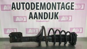 Used Rear shock absorber rod, right Hyundai Tucson (JM) 2.0 16V CVVT 4x2 Price € 39,99 Margin scheme offered by Autodemontage Aandijk