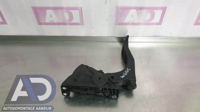 Gaspedalposition Sensor van een Audi A6 Avant Quattro (C6) 3.0 TDI V6 24V 2007