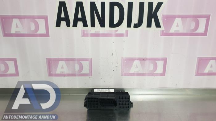 Usagé Ordinateur de bord Audi A6 Avant Quattro (C6) 3.0 TDI V6 24V Prix € 39,99 Règlement à la marge proposé par Autodemontage Aandijk