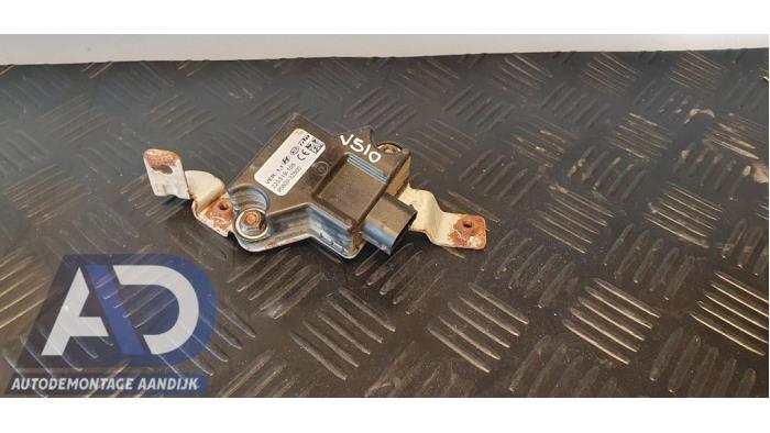 Begagnade Däcktrycksmodul Hyundai i40 CW (VFC) 1.7 CRDi 16V Pris € 99,99 Marginaltabell erbjuds av Autodemontage Aandijk