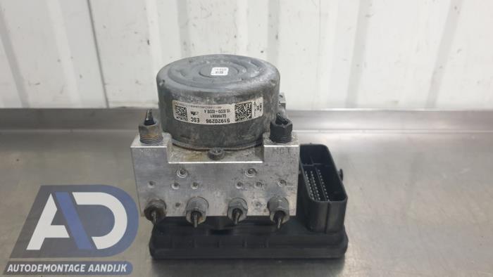 Usagé Pompe ABS Alfa Romeo Giulietta (940) 1.6 JTDm 16V Prix € 174,99 Règlement à la marge proposé par Autodemontage Aandijk