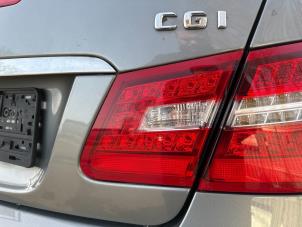 Używane Tylne swiatlo pozycyjne prawe Mercedes E (C207) E-350 CGI V6 24V Cena € 49,99 Procedura marży oferowane przez Autodemontage Aandijk