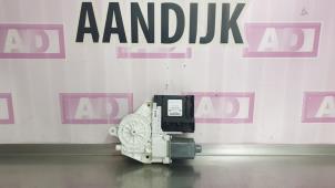 Used Door window motor Audi A3 (8P1) 1.9 TDI Price € 29,99 Margin scheme offered by Autodemontage Aandijk