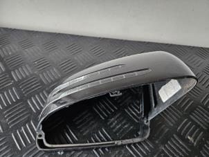 Gebrauchte Spiegelkappe rechts Mercedes E Estate (S212) E-350 CDI V6 24V BlueEfficiency Preis € 69,99 Margenregelung angeboten von Autodemontage Aandijk