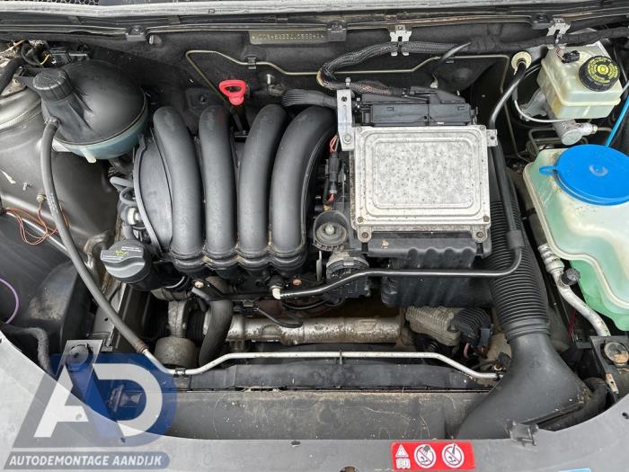 Begagnade Motor Mercedes B (W245) 2.0 B-200 16V Pris € 499,99 Marginaltabell erbjuds av Autodemontage Aandijk