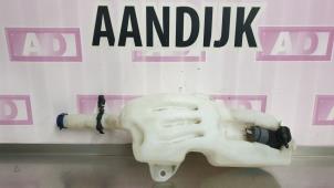 Used Front windscreen washer reservoir Fiat Panda (169) 1.2, Classic Price € 24,99 Margin scheme offered by Autodemontage Aandijk