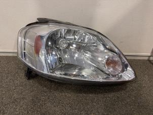 Used Headlight, right Volkswagen Fox (5Z) 1.2 Price € 39,99 Margin scheme offered by Autodemontage Aandijk