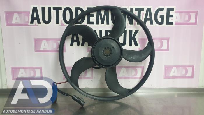 Używane Silnik wentylatora Ford Transit Custom 2.2 TDCi 16V Cena € 69,99 Procedura marży oferowane przez Autodemontage Aandijk