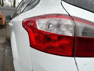 Used Taillight, left Ford Focus 3 Wagon 1.0 Ti-VCT EcoBoost 12V 100 Price € 74,99 Margin scheme offered by Autodemontage Aandijk