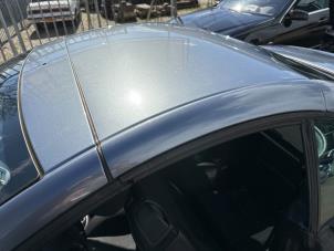 Używane Twardy dach cabrio Peugeot 207 CC (WB) 1.6 16V Cena € 299,99 Procedura marży oferowane przez Autodemontage Aandijk