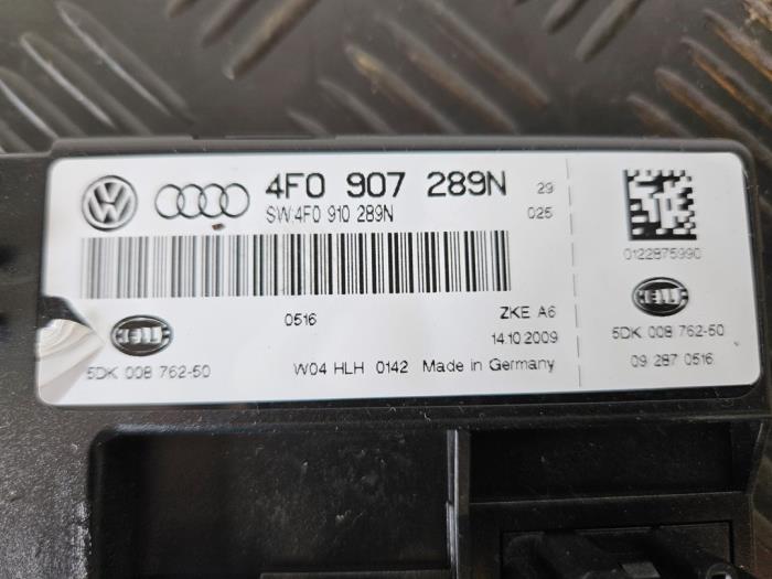 Ordenador body control de un Audi A6 (C6) 2.0 T FSI 16V 2010