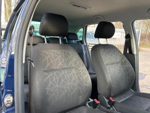 Used Seat, right Skoda Fabia II Combi 1.6 TDI 16V 90 Price € 99,99 Margin scheme offered by Autodemontage Aandijk